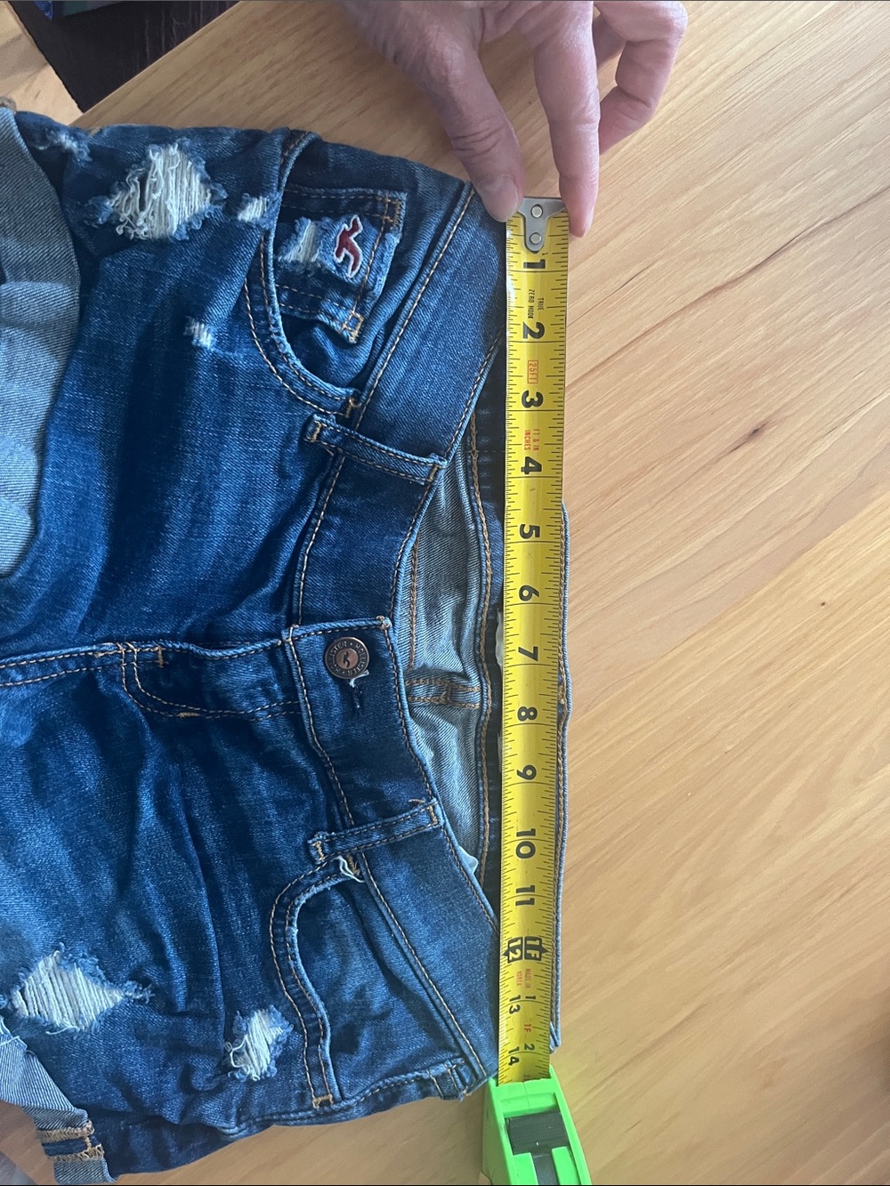 Hollister Women's Dark Blue Jean Shorts - Picture 6 of 6